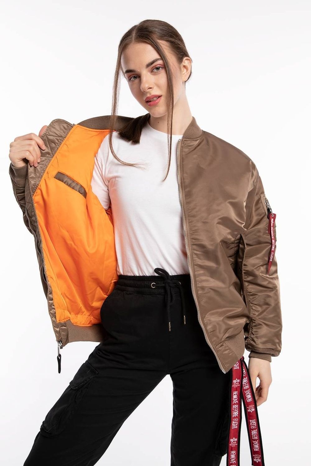 Куртка утепленная женская ALPHA INDUSTRIES MA-1 Core