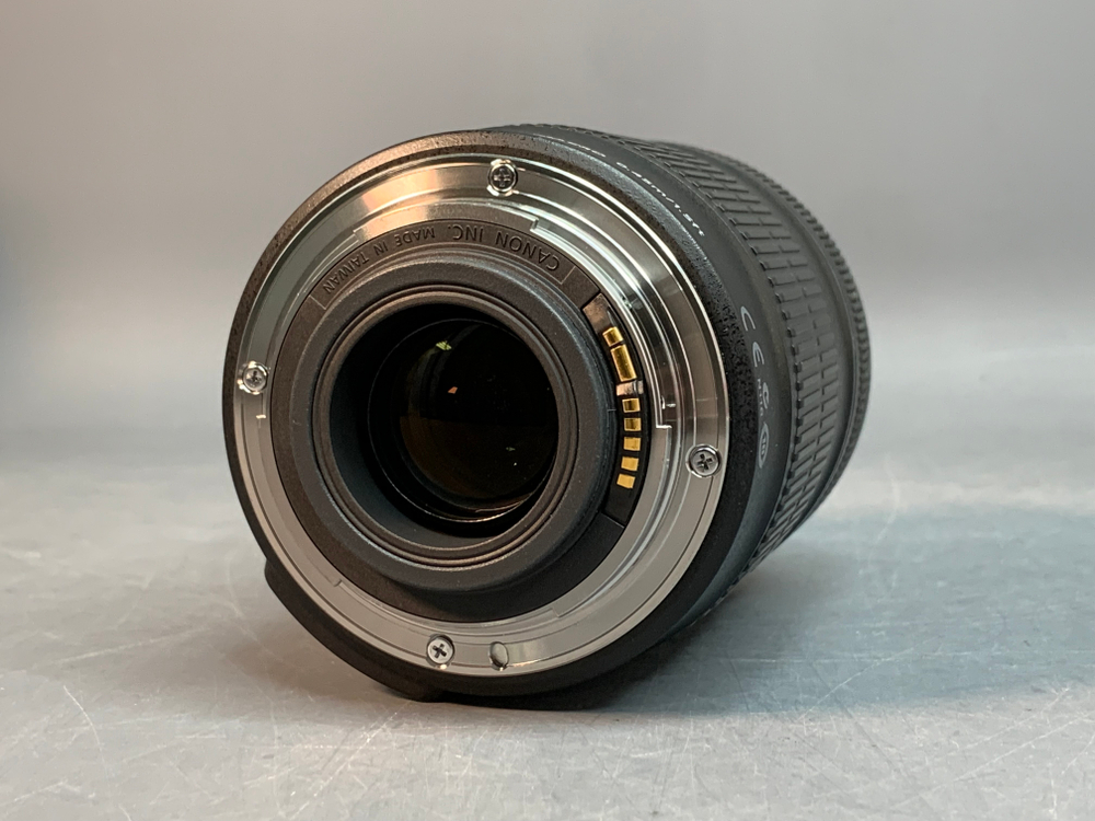 Canon EF-S 18-135 mm f/3.5-5.6 IS