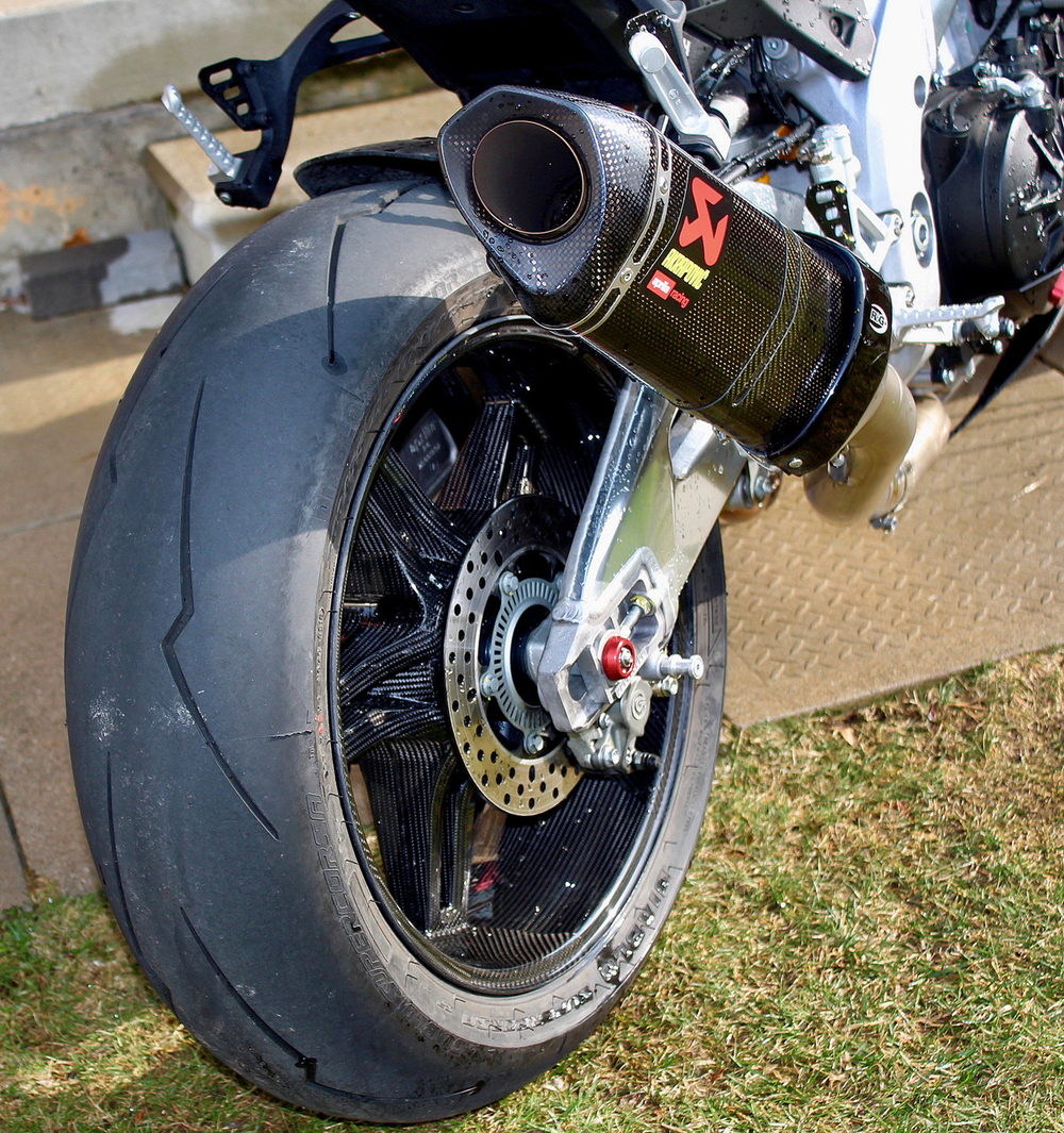 BST Диски карбоновые Star TEK 17x3.5 / 17x6.0 Aprilia RSV4 / APRC / RSV4RF / RSV4RR