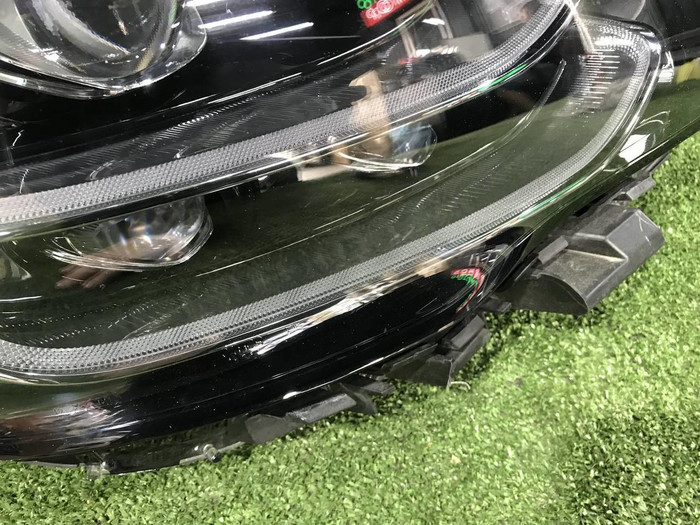 Фара правая Kia K900 KH (2018-2022) LED