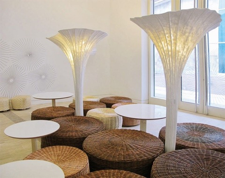 Floor design lamp Africa by Arturo Alvarez