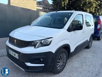 Peugeot e-Rifter Long Active Pack