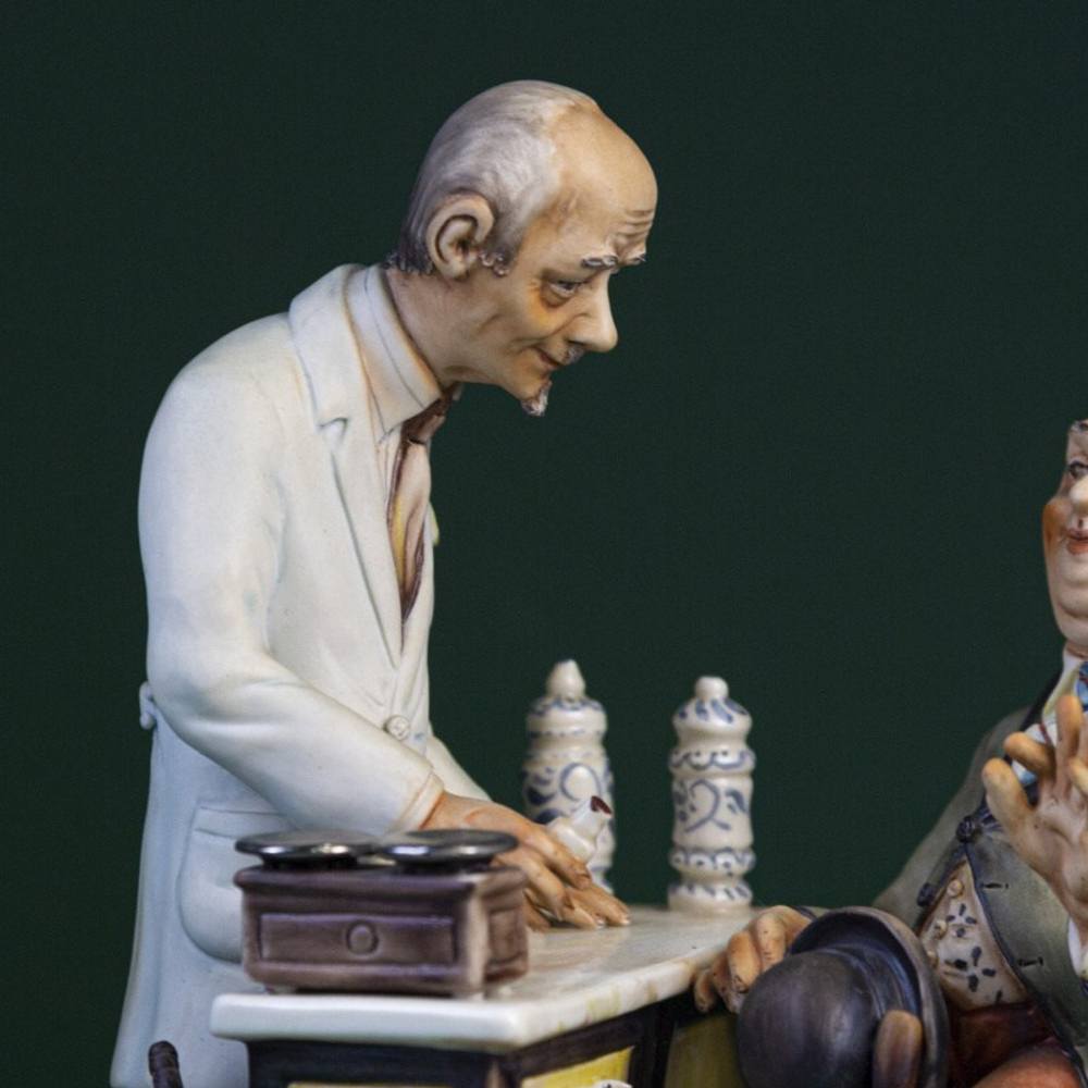 Фарфоровая мануфактура Capodimonte «Эликсир здоровья»