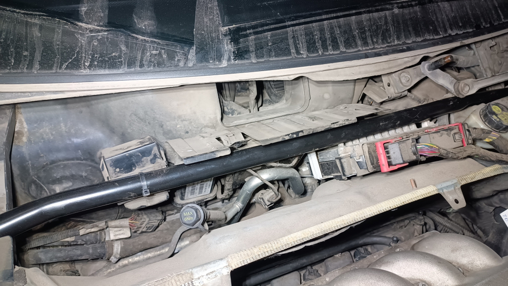 Распорка передних стоек (стаканов) Volvo S80 (2) 4.4л, 3.2л, S60, V60 3.0 и Volvo XC70 3 дизель (ПОД ЗАКАЗ)