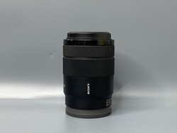 Sony E 18-135mm f/3.5-5.6 OSS