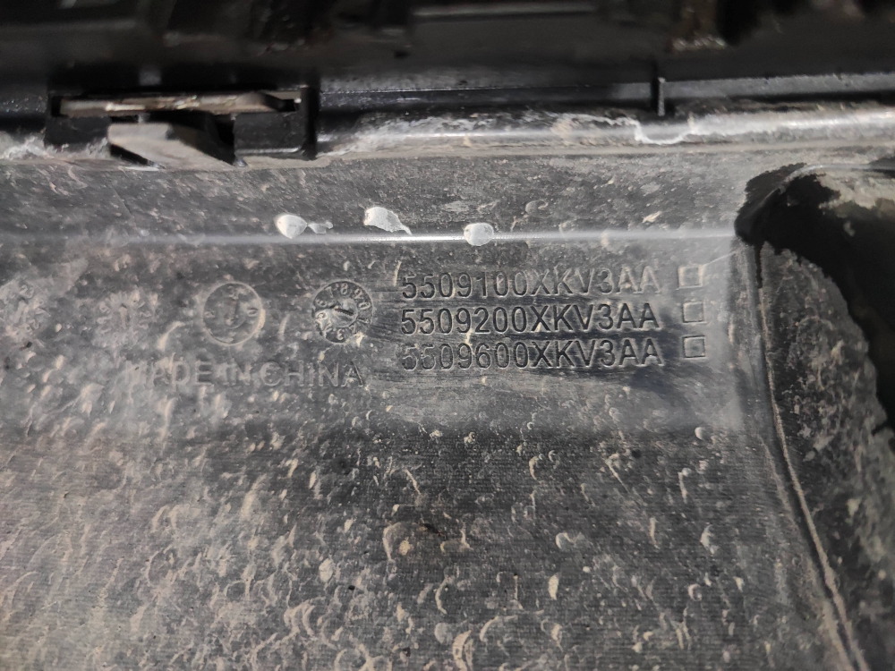 Решетка радиатора Tank 500 21-нв Б/У Оригинал 5509200XKV3CA