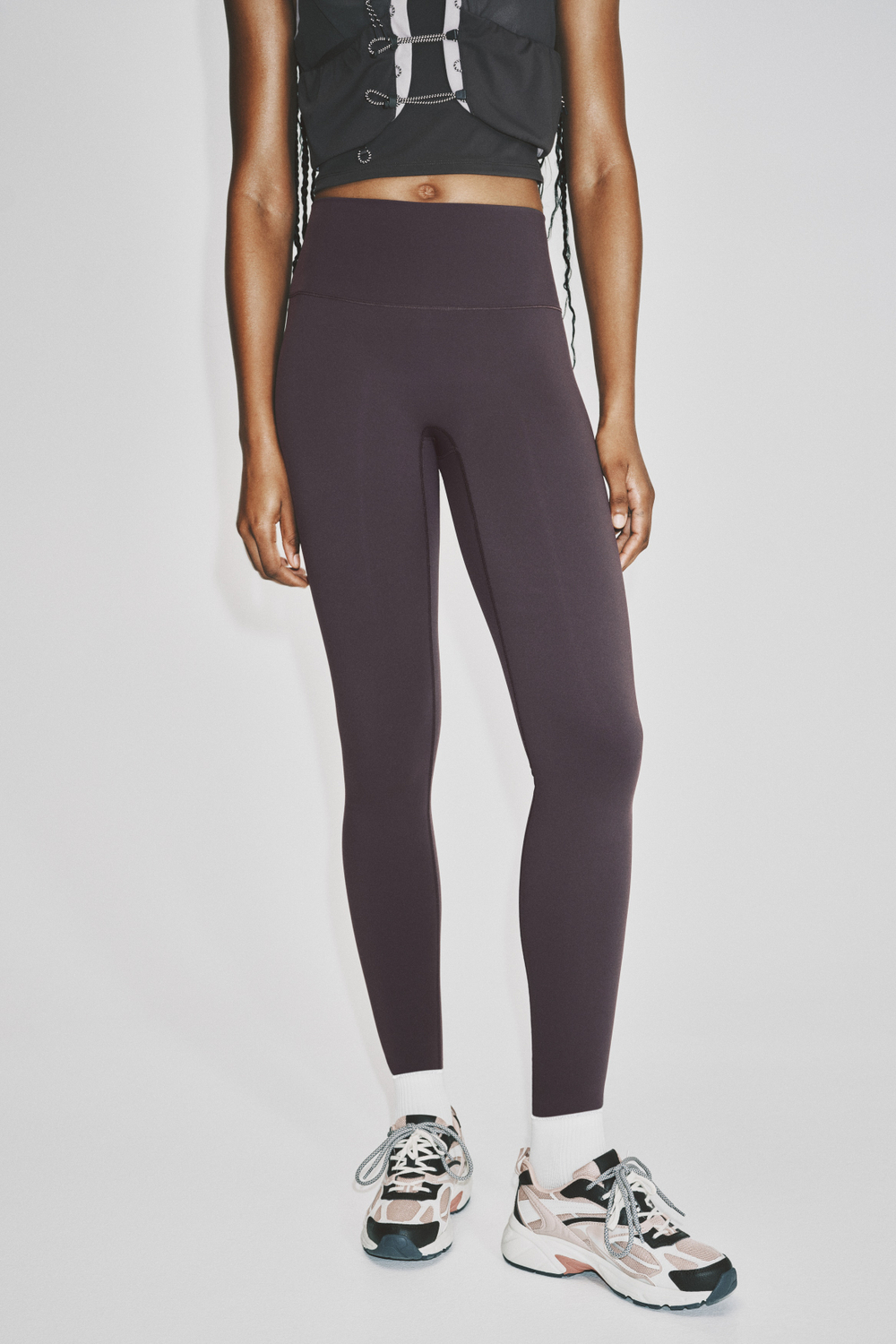 Спортивные леггинсы SculptMove™ с высокой посадкой - H&M