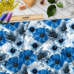 Ткань барби крупные акварельные петуньи на белом фоне