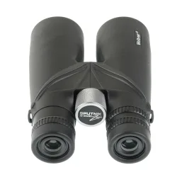 Бинокль Veber Sputnik Zoom 10–20x50 вид спереди, черный корпус с логотипом