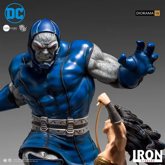 Wonder Woman vs Darkseid diorama - DC Comics - Iron Studios