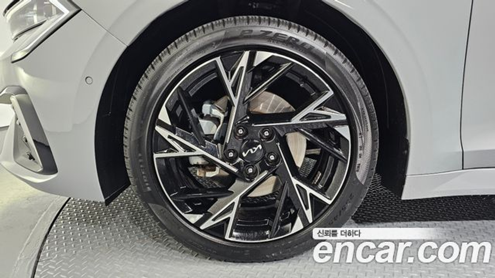 KIA K5 Signature — 2024