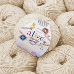 Пряжа Alize (Ализе) Cotton Gold Hobby New / уп.10 мот. по 50 г, 165 м, 01 молочный