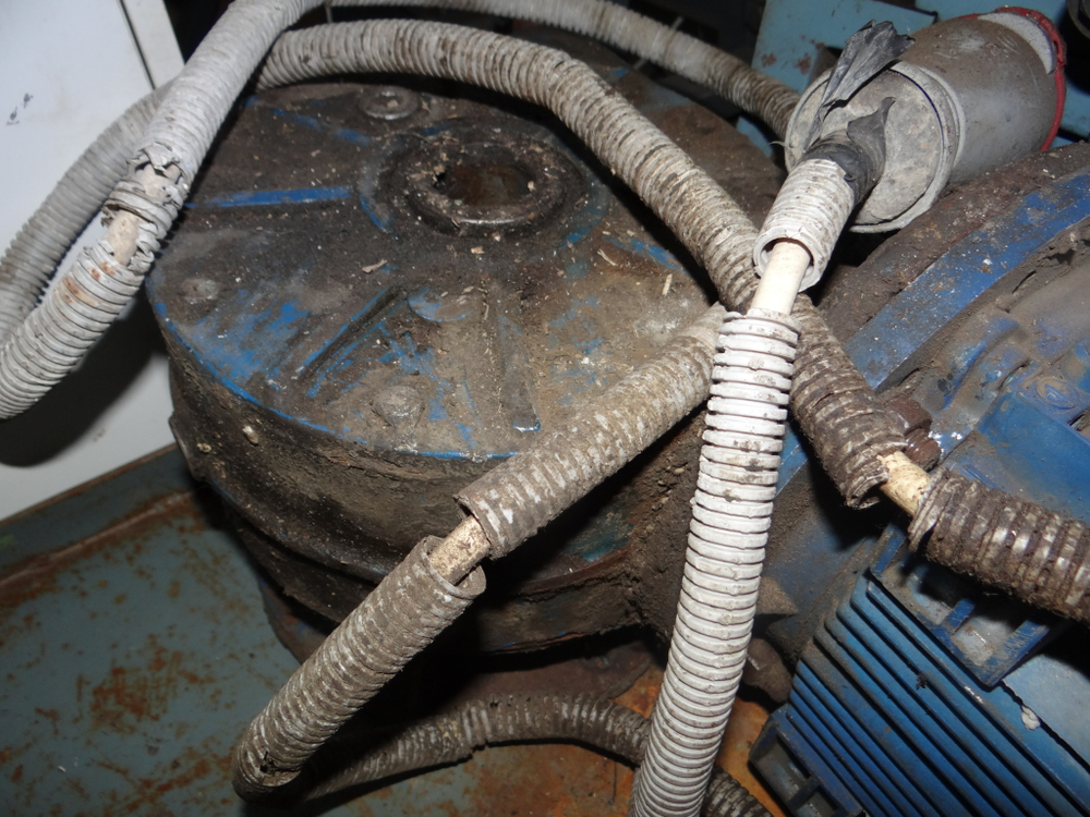Электродвигатель АИР 100L 4У3 в комплекте с мотор-редуктором RMI 110 FL