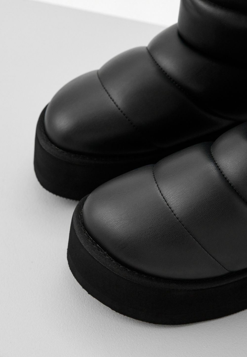 Ботинки женские Karl Lagerfeld TERMO