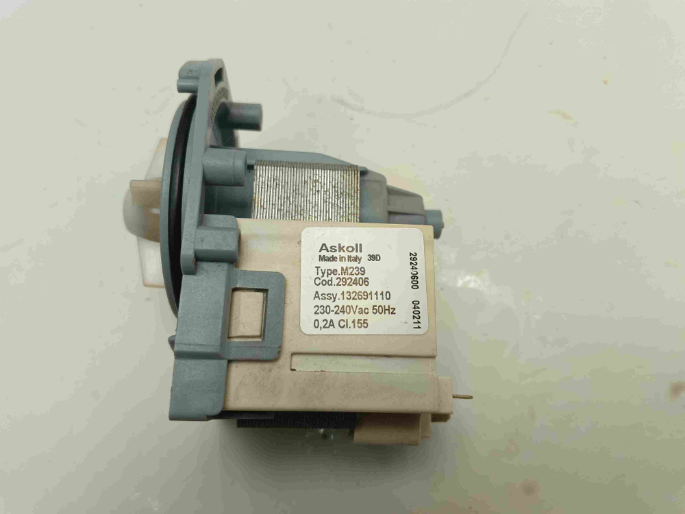 LS60840L кт224 Насос циркуляции для стиральной машины AEG LS60840L б/у