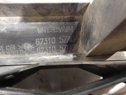 Решетка радиатора Infiniti QX56 2 / QX80 1 (Z62) 14-17 Б/У Оригинал 623105ZH1A