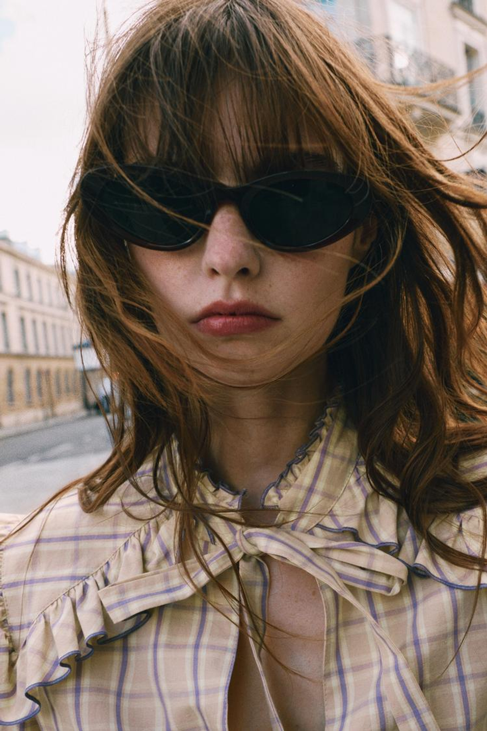 ZARA БЛУЗА В КЛЕТКУ С ВОЛАНАМИ, ЦВЕТ МАЛЬВЫ