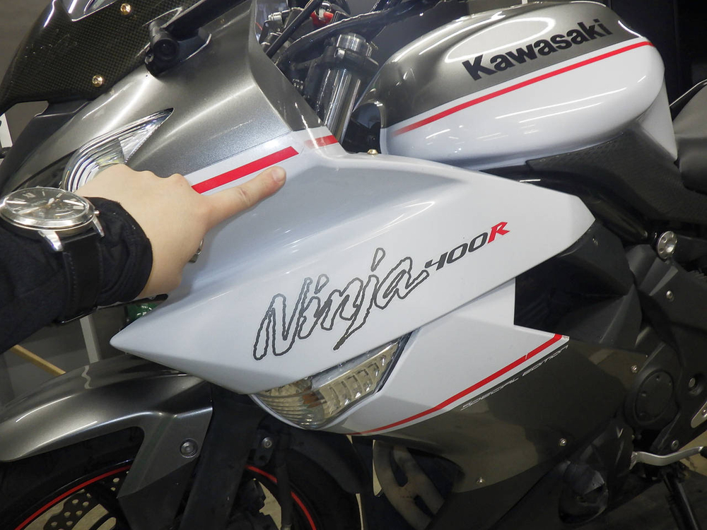 Kawasaki Ninja 400R 2013