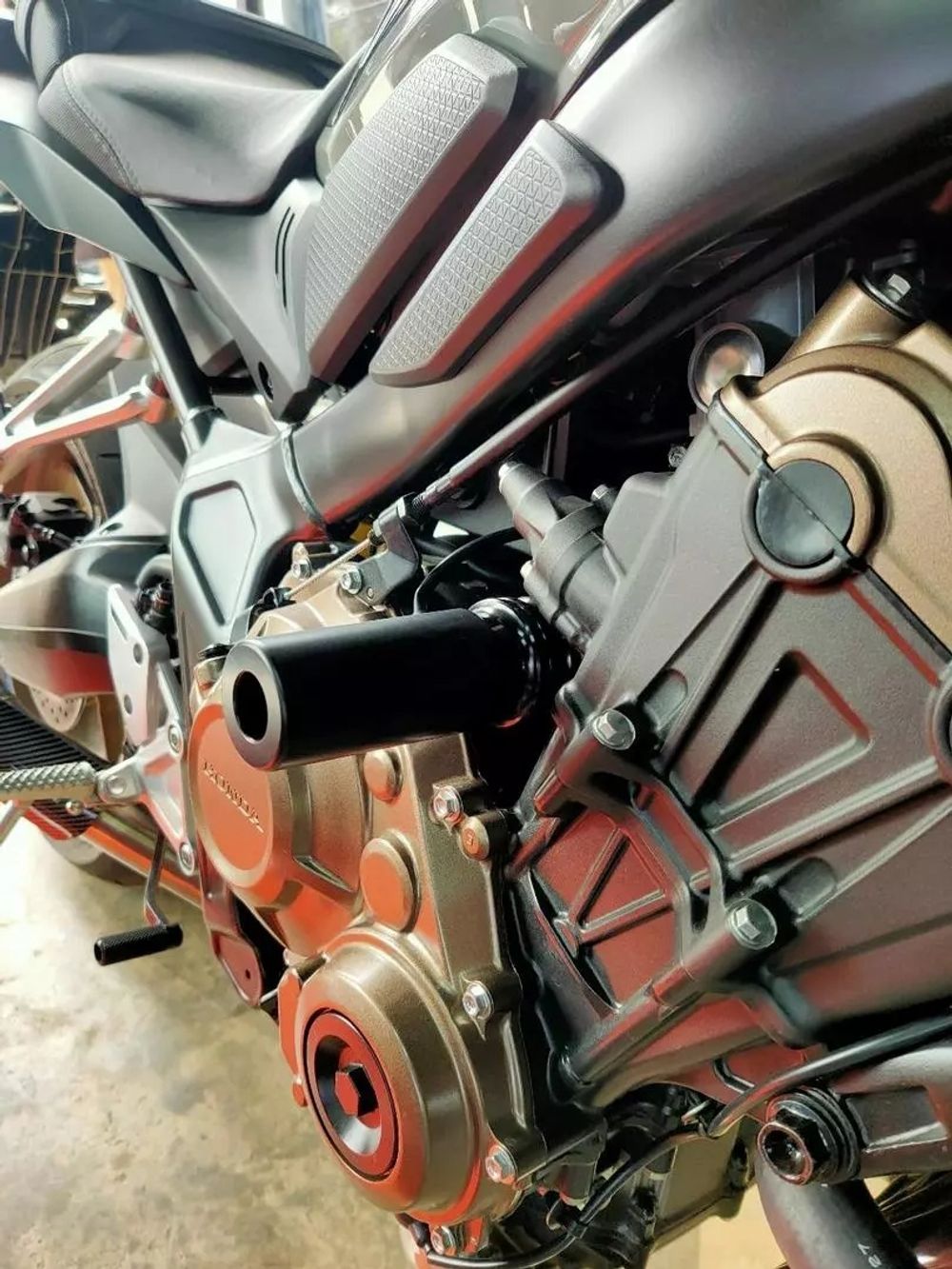 Sliders Engine guard GTR protection side fairing. HONDA CB-CBR650F 2014-2018