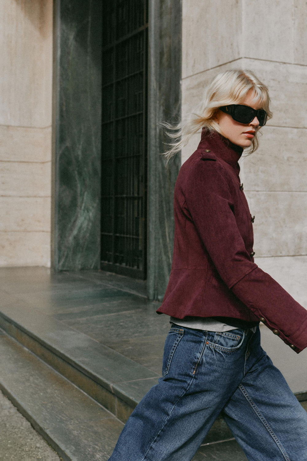 КУРТКА ИЗ ИСКУССТВЕННОЙ ЗАМШИ С ЗАСТЕЖКОЙ — ZARA