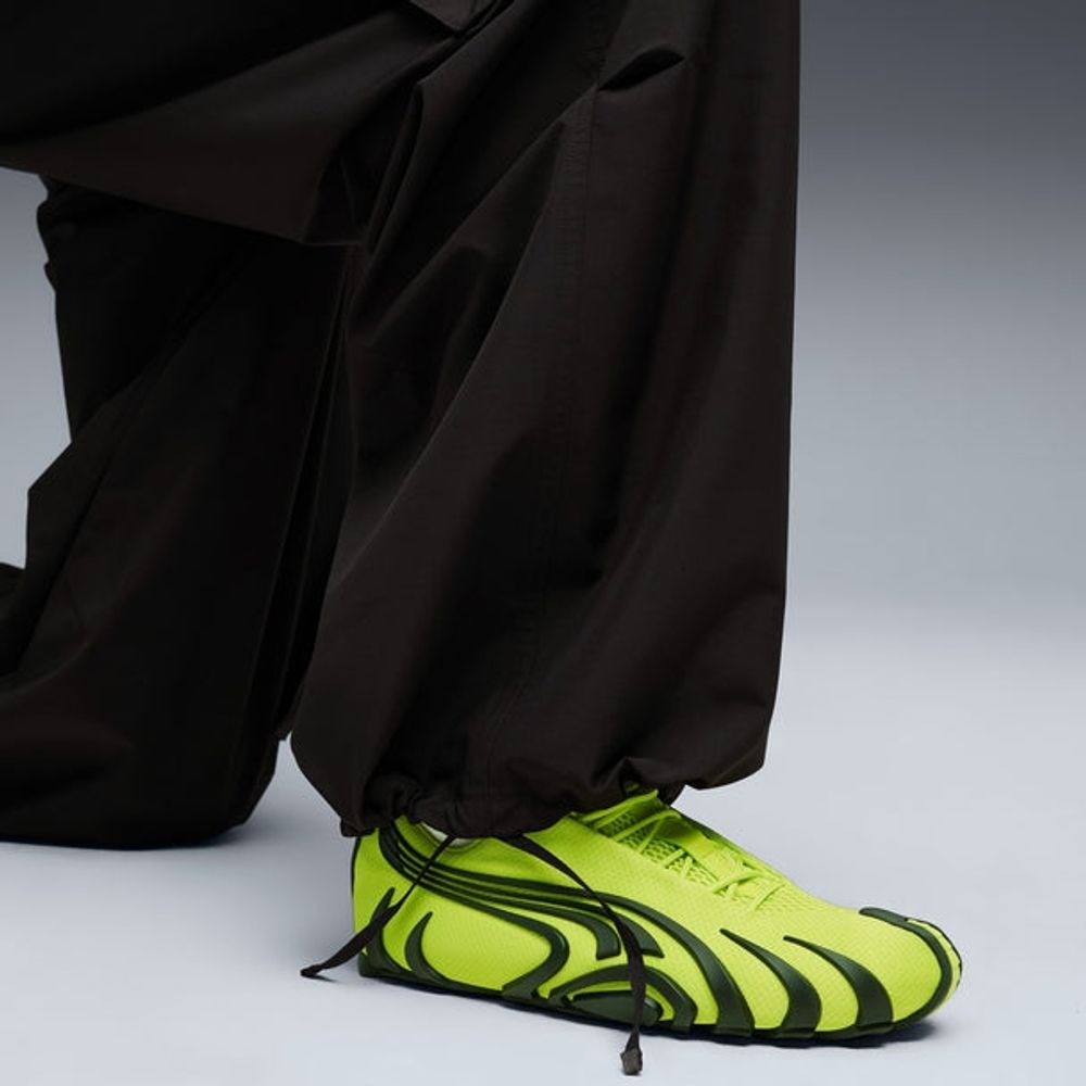 Брюки спортивные мужские PUMA FUTURE.PUMA.ARCHIVE Extreme Cargo Pants WV op