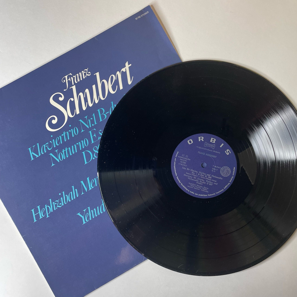 Винтажная виниловая пластинка LP Franz Schubert Шуберт, Hephzibah Menuhin, Yehudi Menuhin Иегуди Менухин, Maurice Gendron Klaviertrio Nr.1 B-dur D.898 (Германия 1971)