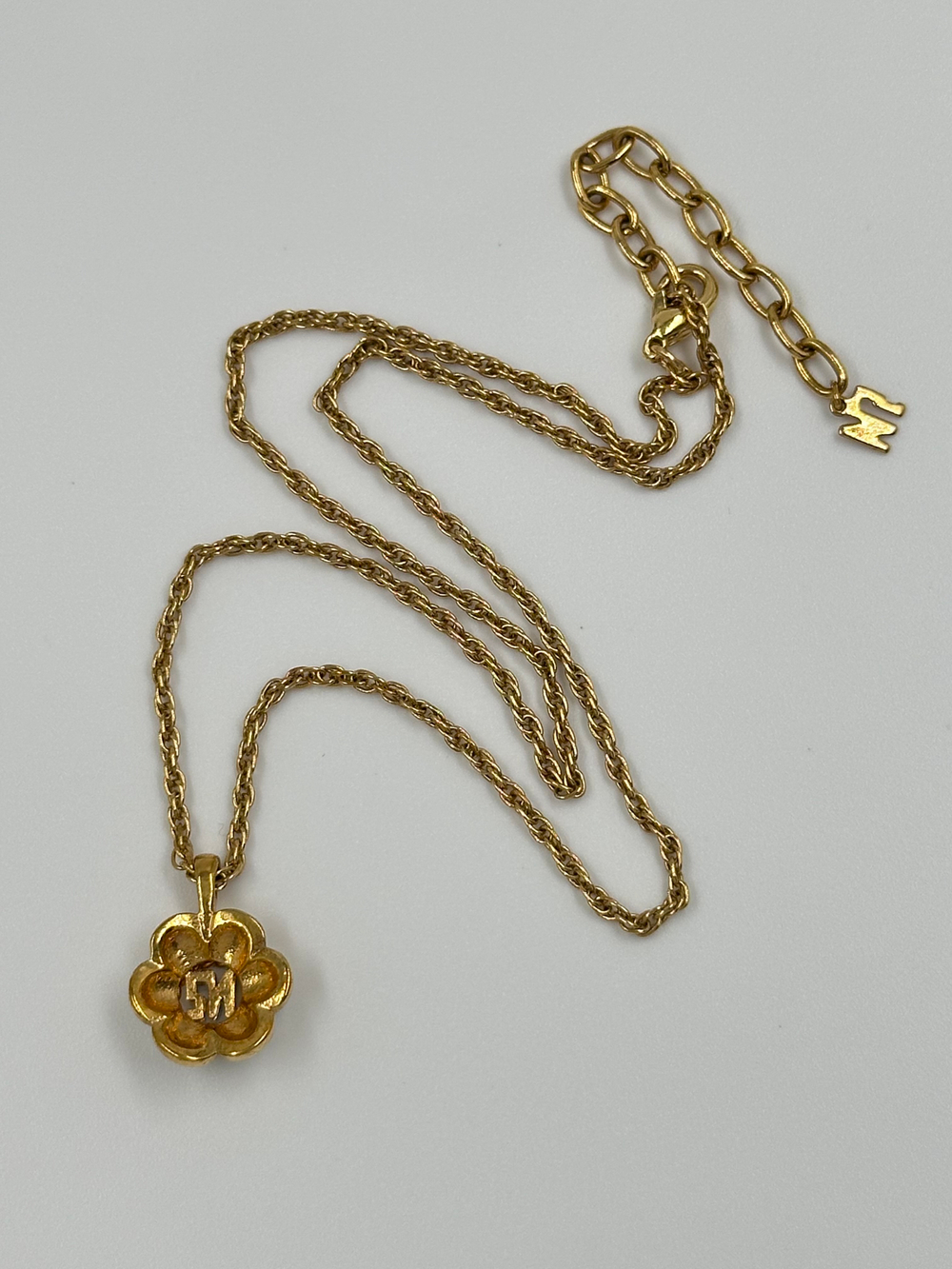 Кулон Nina Ricci