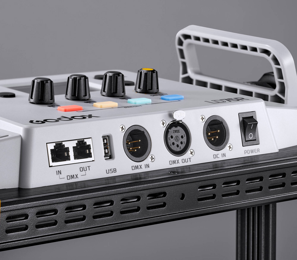 Осветитель Godox LD75R RGB, светодиодный, 75 Вт, 2500-8500К