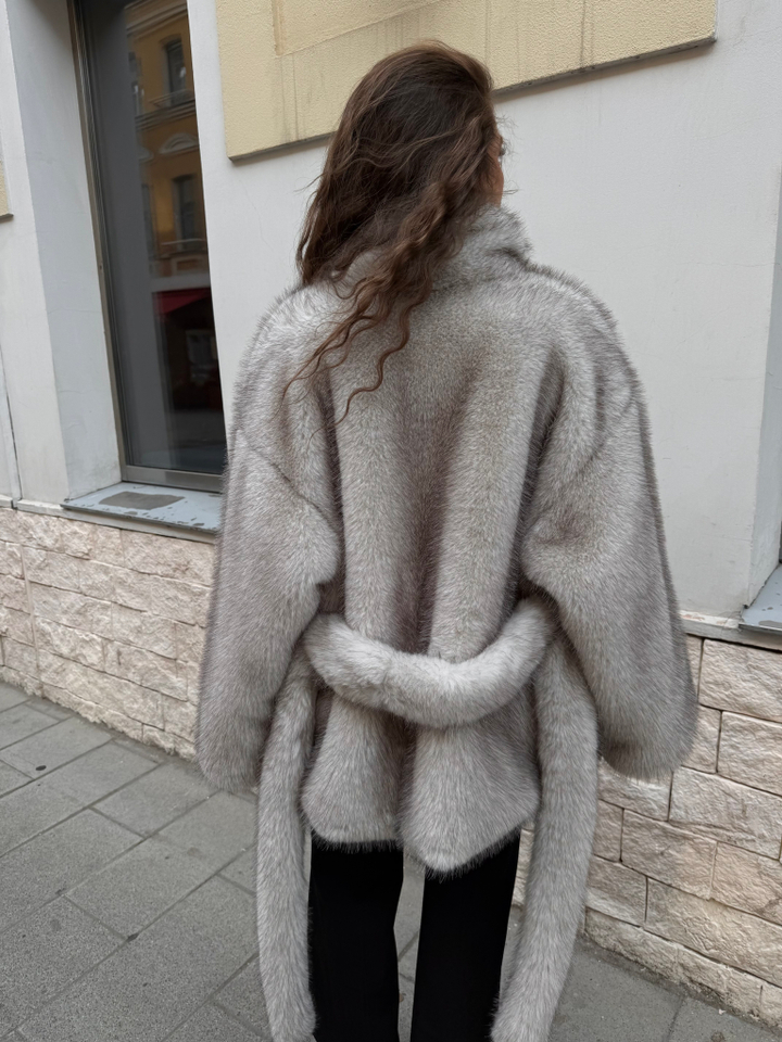 Шуба из эко меха Алайя пепельный песец SH
