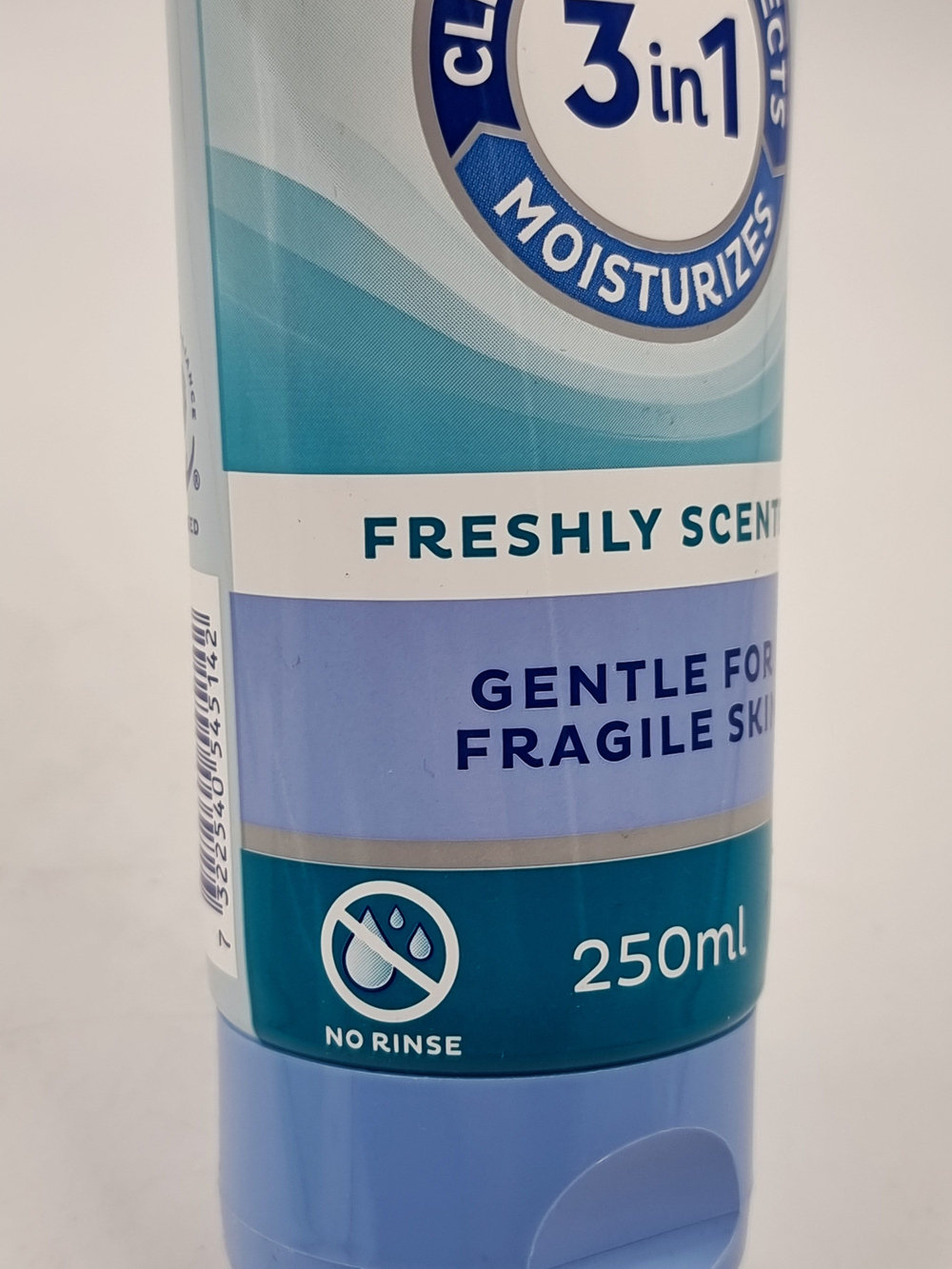 Tena ProSkin Моющий крем Wash Cream 3 в 1 (очищает, увлажняет, защищает), 250 мл (из Финляндии)