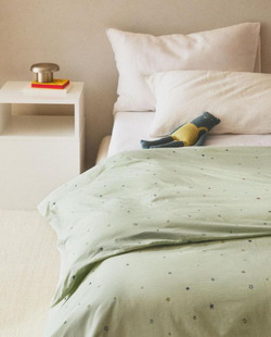 ZARA HOME ДЕТСКИЙ ПОДОДЕЯЛЬНИК ИЗ ХЛОПКА СО ЗВЕЗДАМИ, ЗЕЛЕНЫЙ