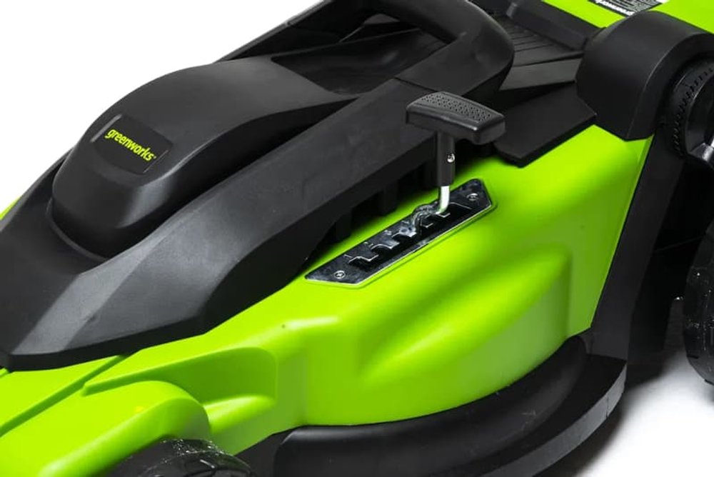 Газонокосилка электрическая Greenworks Арт. 2515707, 2000 Вт, 43 см