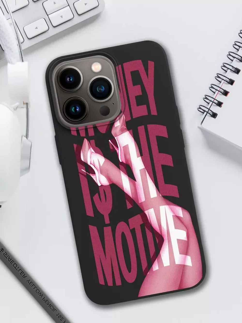 Чехол на iPhone 13 Pro с принтом