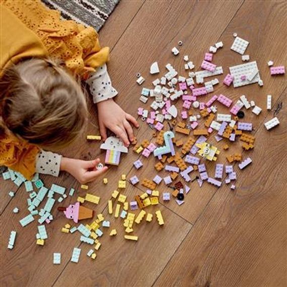 Lego konstruktor Classic 11028 Creative Pastel Fun