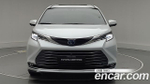 Toyota Sienna 2.5 Hybrid 2WD — 2025