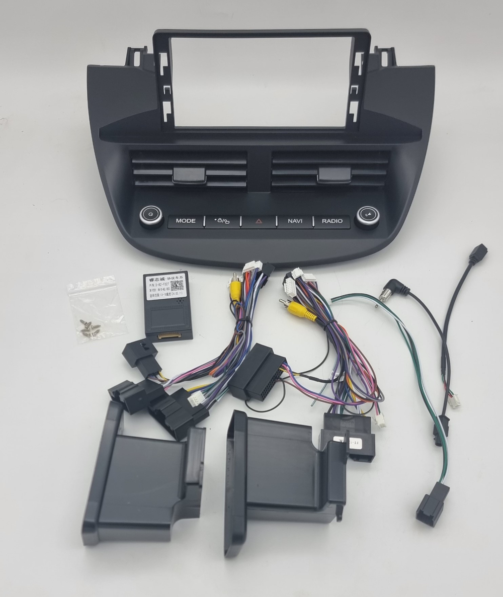 Установочный комплект для FORD Kuga II 2013+  KUBERG SF-9203-3