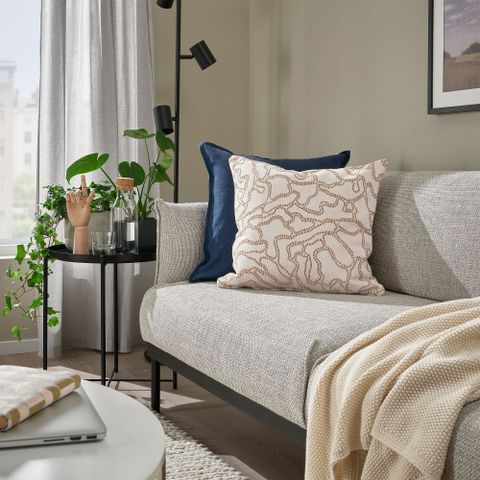 Чехол на подушку IKEA GULDFLY (ГОЛЬДФЛАЙ), Бежевый, 50x50 см