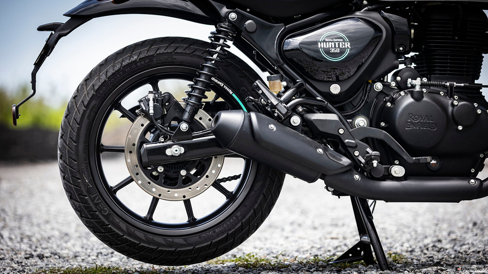 Royal Enfield Hunter 350 Dapper White