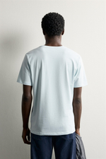 БАЗОВАЯ ФУТБОЛКА SLIM FIT /01 — ZARA