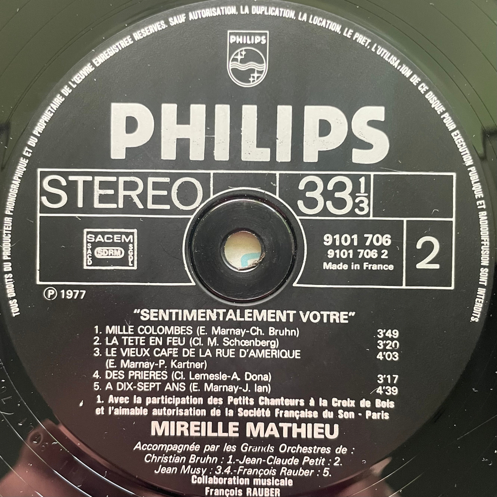 Mireille Mathieu ‎– Sentimentalement Vôtre (Франция 1977г.)