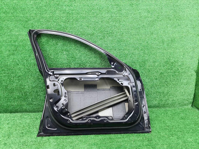 Дверь передняя левая BMW 7er G11, G12 (2015-2022)