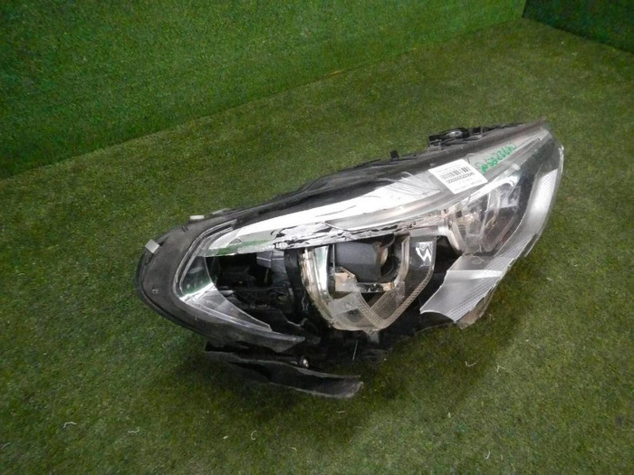 Битая Фара правая BMW X3 G01 X4 G02 (2017-2021) Adaptive LED