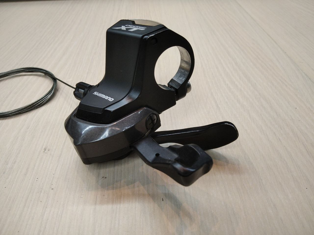 Манетка Shimano XT SL-M8000  (левая)
