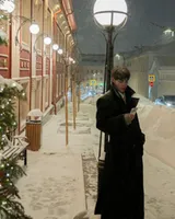 Черное пальто 
