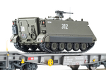 Грузовая платформа Slmmnps SBB-CFF с БМП M113, эпоха V