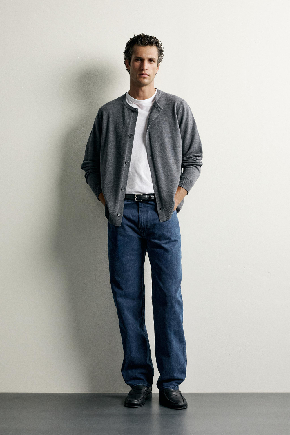 ДЖИНСЫ REGULAR FIT — ZARA · 0840/337