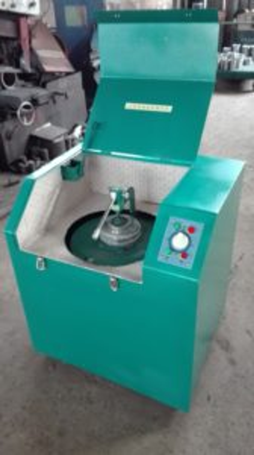 Vibratory mill Sample preparation instrument