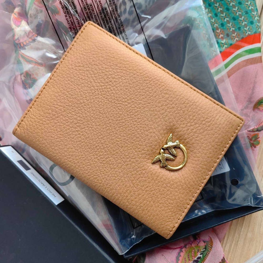 Обложка из натуральной кожи Pinko коричневая