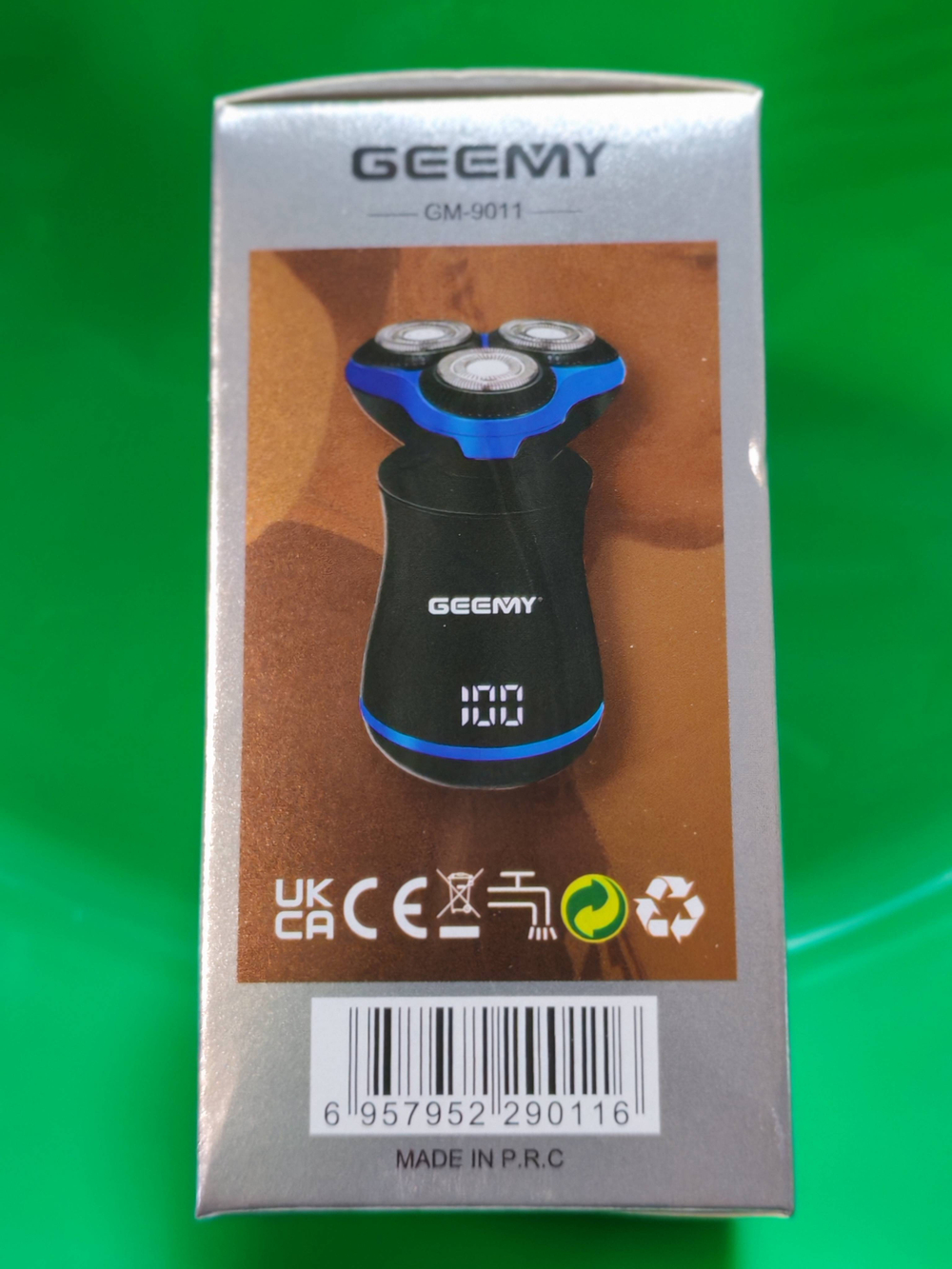 Мужская аккумуляторная электробритва Geemy GM-9011.