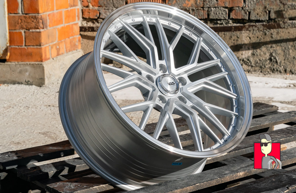 Комплект дисков Vossen 3323 FlowForm 18x8.5 et35 5x112